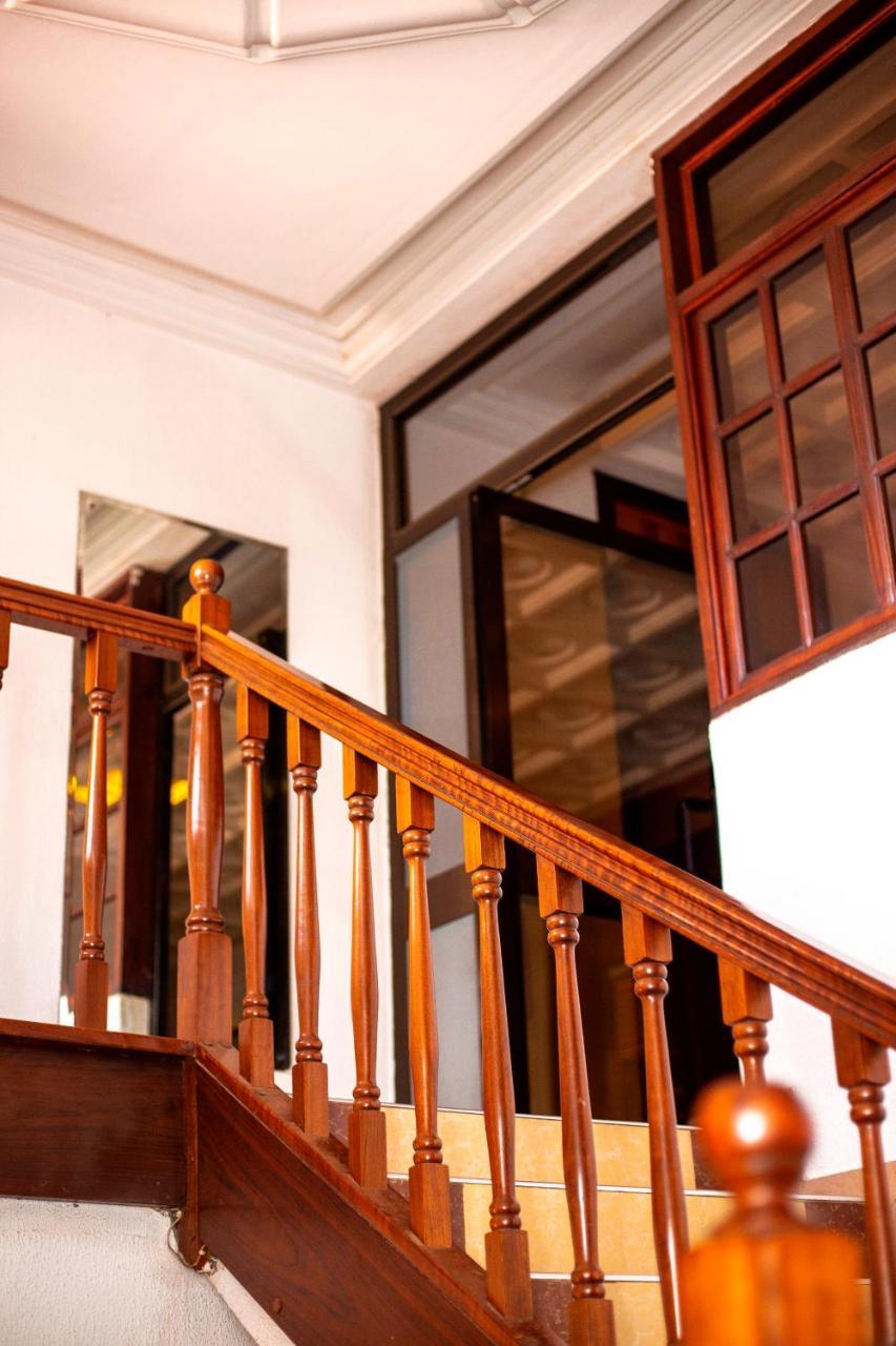 Royal Park Hotel Kumasi Bagian luar foto